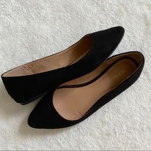 Black Flats Size 6 Old Navy